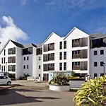 21 Bredon Court Overlooking Fistral Beach, Newquay